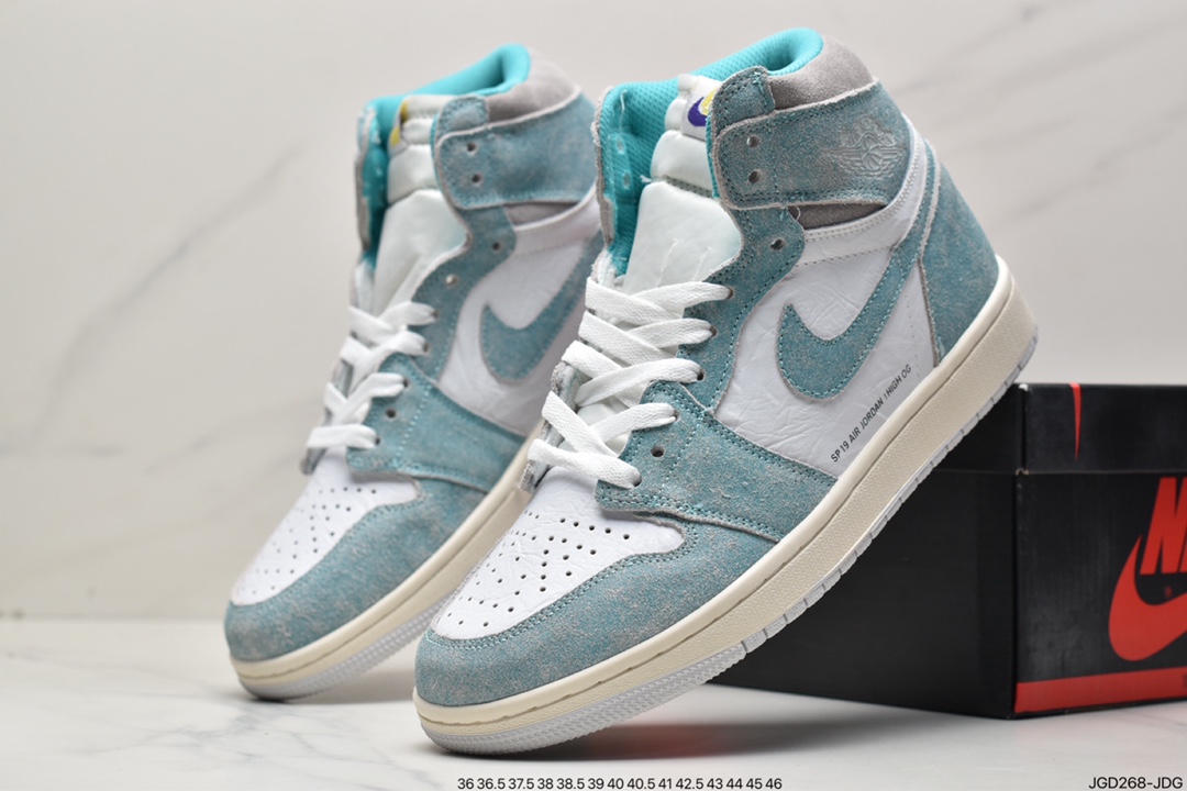 Nike Air Jordan 1 Retro High OG”Black/White”AJ1代迈克尔·乔丹高帮555088-010 Nike Air Jordan 1 Retro High OG”Black/White”AJ1代迈克尔·乔丹高帮555088-010
