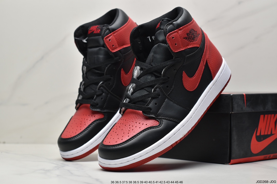 Nike Air Jordan 1 Retro High OG”Black/White”AJ1代迈克尔·乔丹高帮555088-010 Nike Air Jordan 1 Retro High OG”Black/White”AJ1代迈克尔·乔丹高帮555088-010