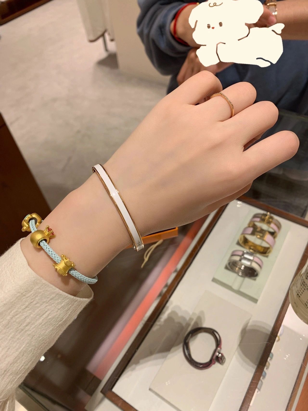【我们出品】全色系完美出货❗️
【H 珐琅窄版手镯】爱马仕🐴