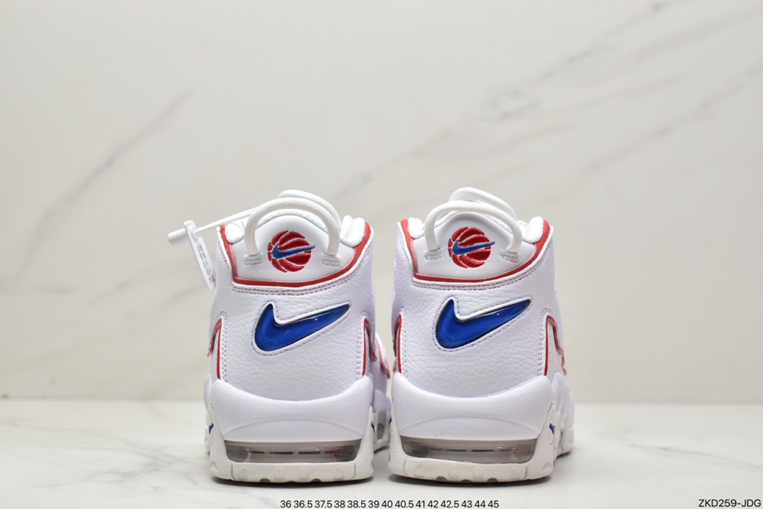 这款Nike Air More Uptempo 通体采用白色皮革DX2662-100