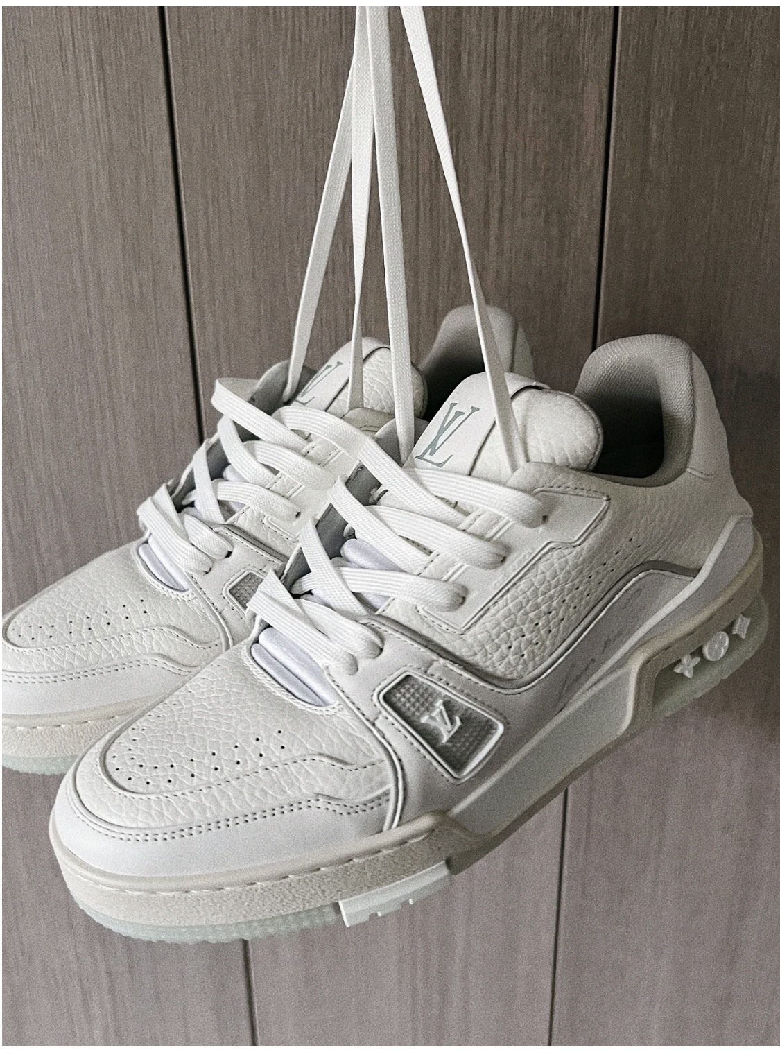 LV White Leather Sneakers: Stylish, Comfortable, and Height-Boosting Design 3 i1665254030 568 7
