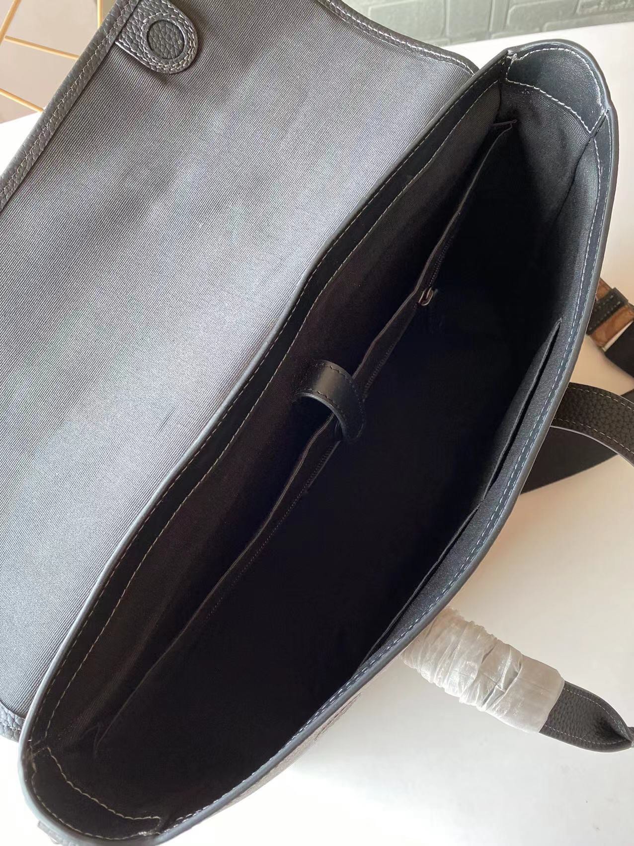 Coach 新款COACH 蔻驰C9873 新款Sullivan系列男士商务公文包 PVC老花料拼皮材质