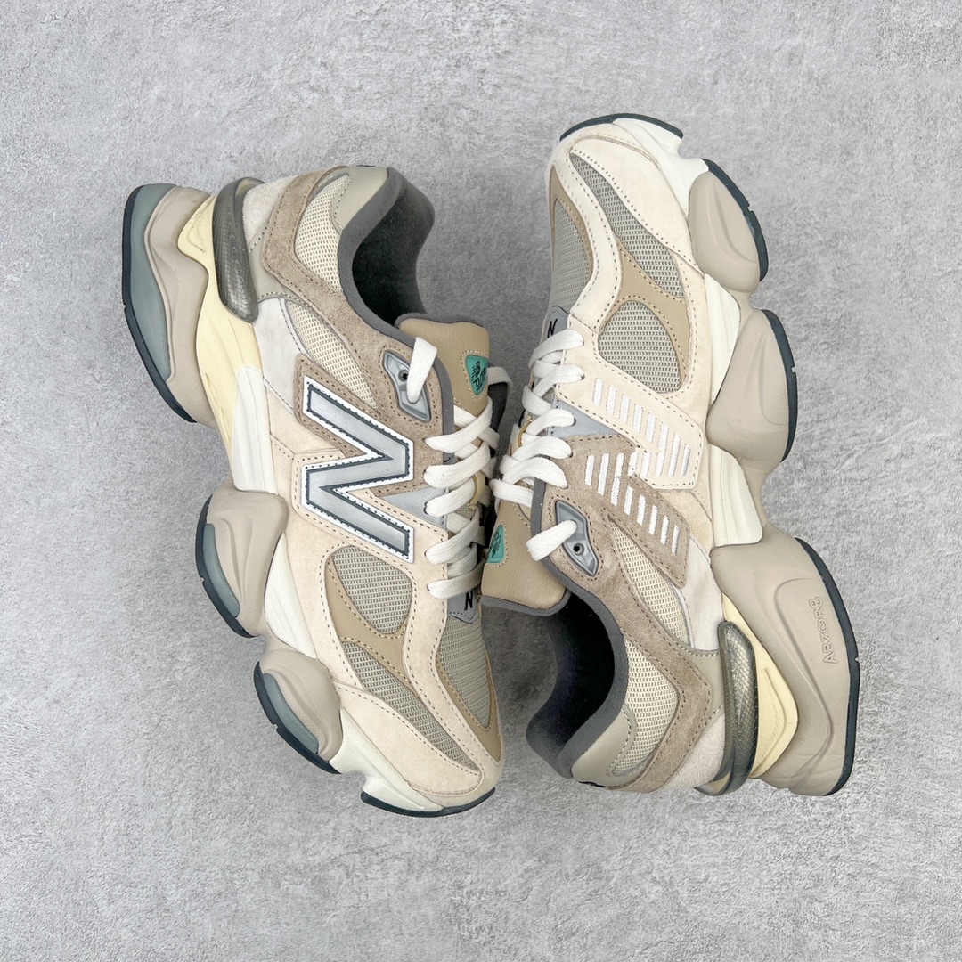 图片[3]-💰240 ＃M纯原 新百伦New Balance NB9060 浅灰色 U9060MAC 全套原楦原纸板原厂数据开发 进口三明治网面 原装进口翻毛皮料正确绒感卡色 正确中底拉帮中底网布细节 原厂标裁 带紫光防伪 定制后跟透明水晶模块 冲裁组合 大底贴合程度胶水上色把控完美 整洁度挑战全网艺术家 多道序QC把关品质完善 匠心打造 耗时两个月开发完成 工艺极其复杂难度可想而知 新开独立私模大底 全网唯一正确六层组合大底 高端零售专供产物 Size：36 37 37.5 38 38.5 39 40 40.5 41 42 42.5 43 44 45.5 编码：by3936010-运动鞋