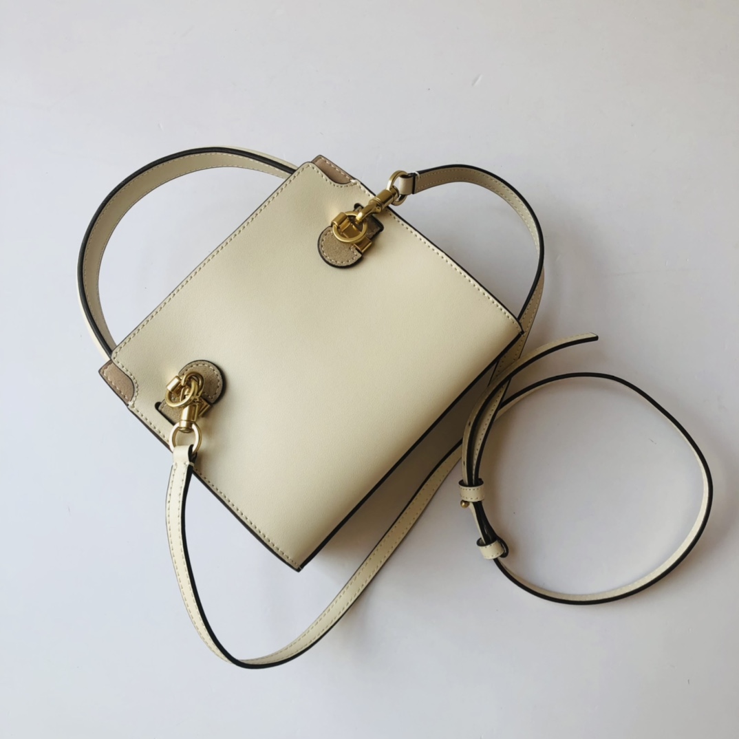Tory Burch ～编号334mini号TORY