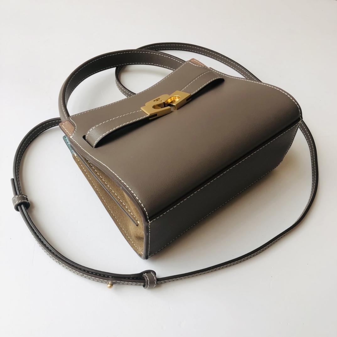 Tory Burch ～编号334mini号 这是灰色