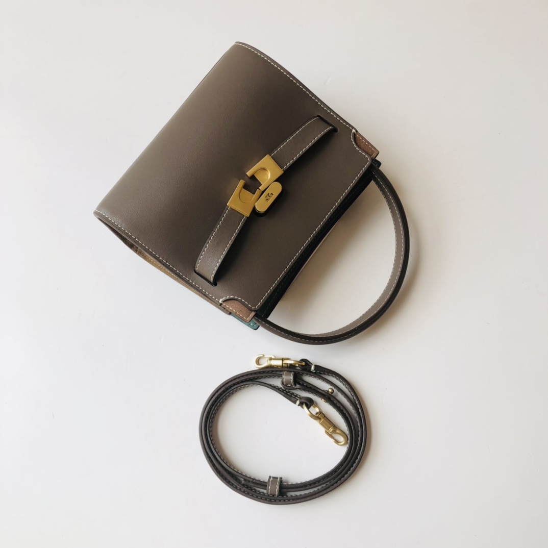 Tory Burch ～编号334mini号 这是灰色