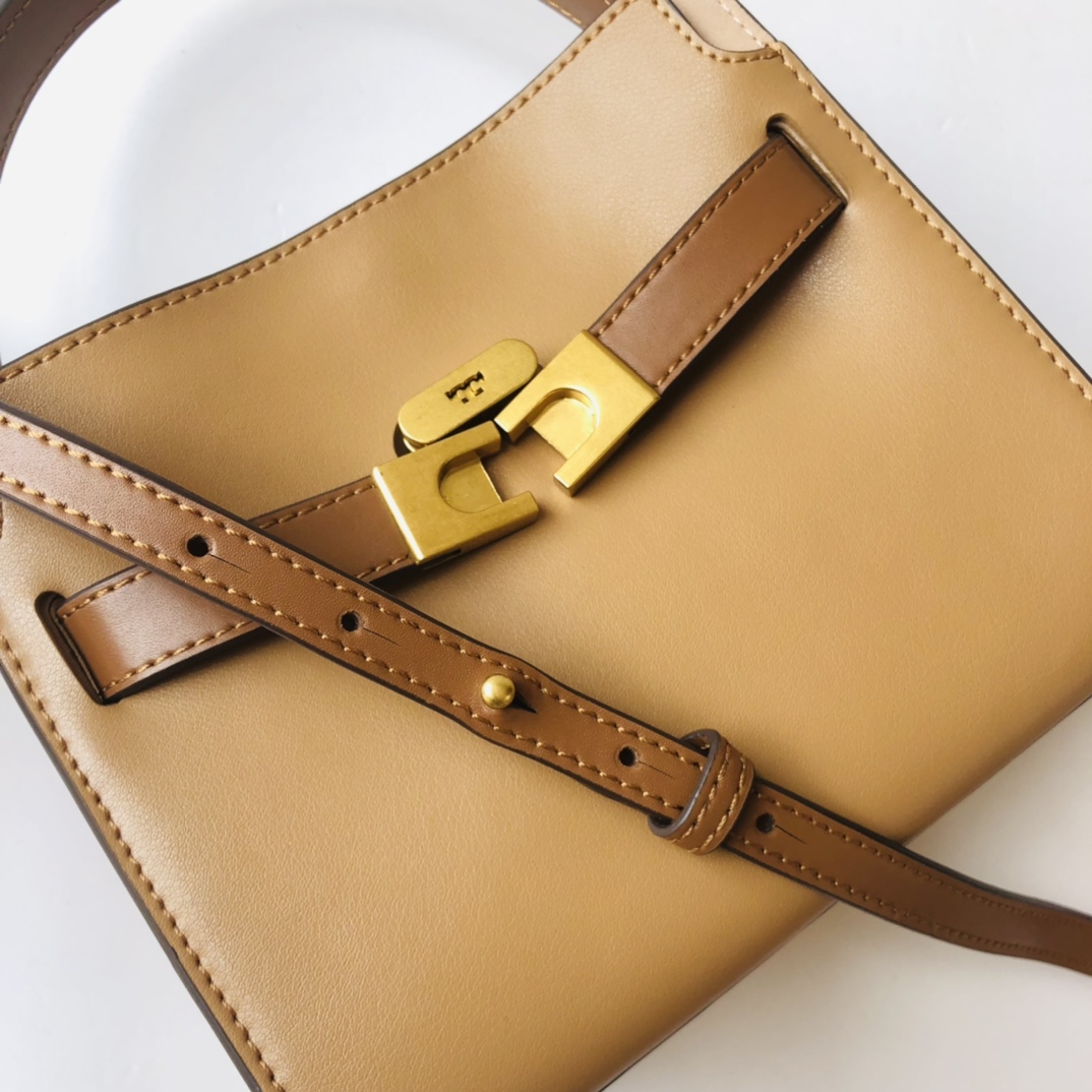 Tory Burch ～编号334mini号 这是棕色