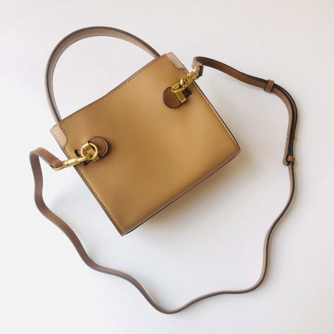 Tory Burch ～编号334mini号 这是棕色