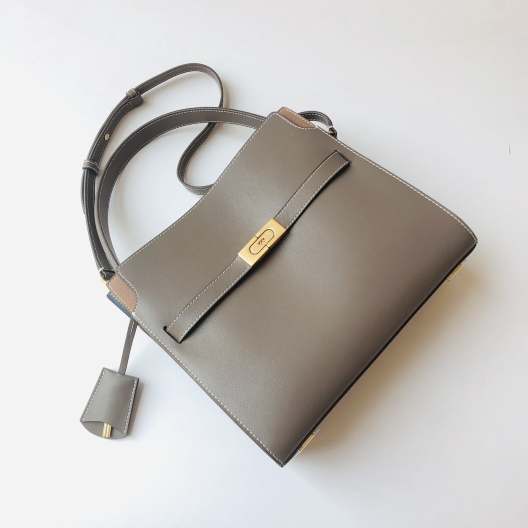 Tory Burch ～334小号 这是灰色 Tory