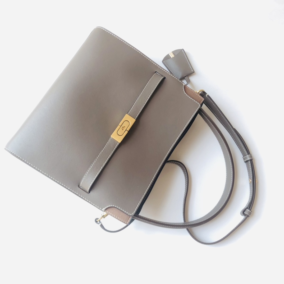 Tory Burch ～334小号 这是灰色 Tory