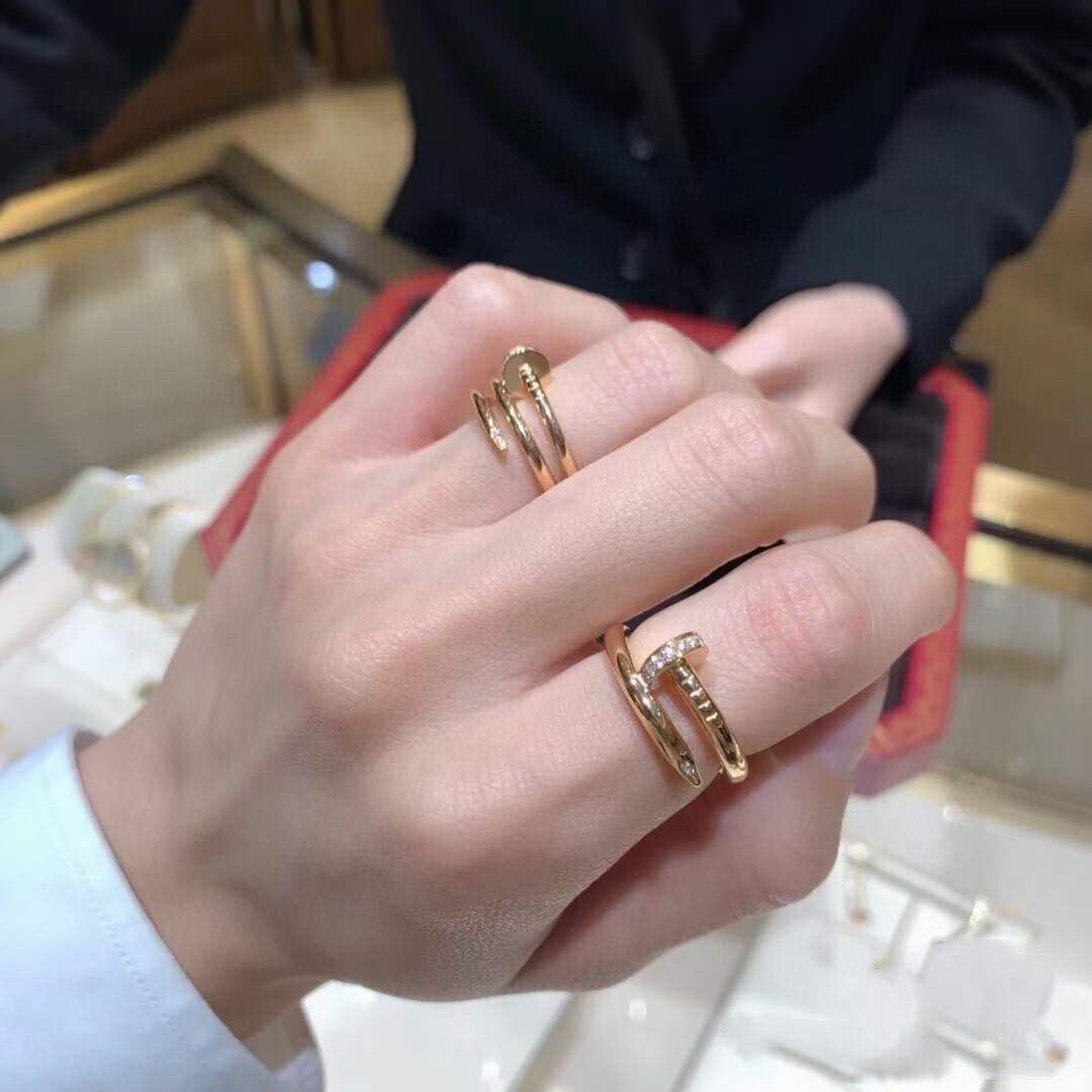 Cartier Cartier 款钉子戒指，头尾镶钻戒指