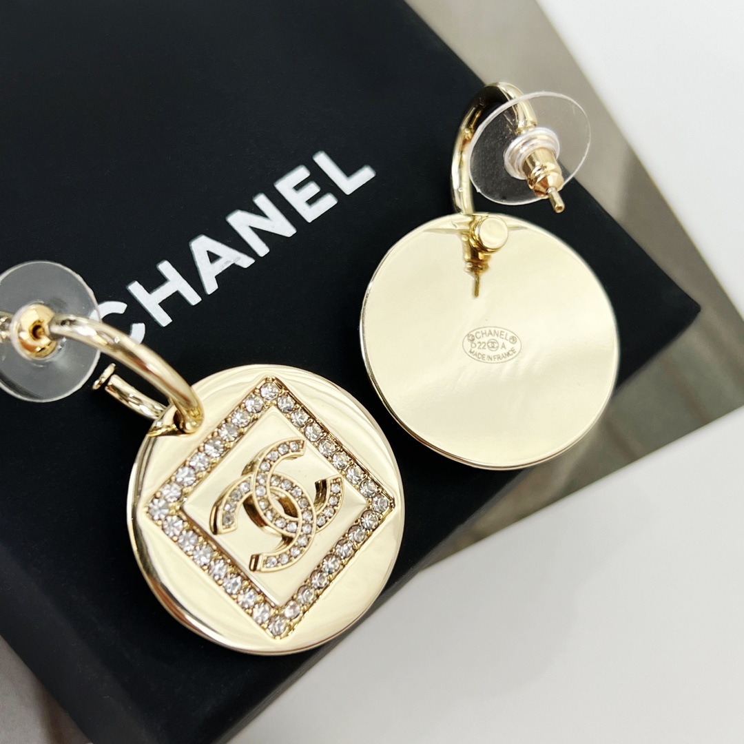 新款☑️CHANEL香奈儿c2金色双c圆形耳钉耳环