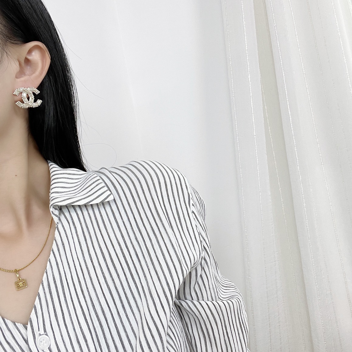 新款☑️CHANEL香奈儿c1双c满钻耳钉耳环
