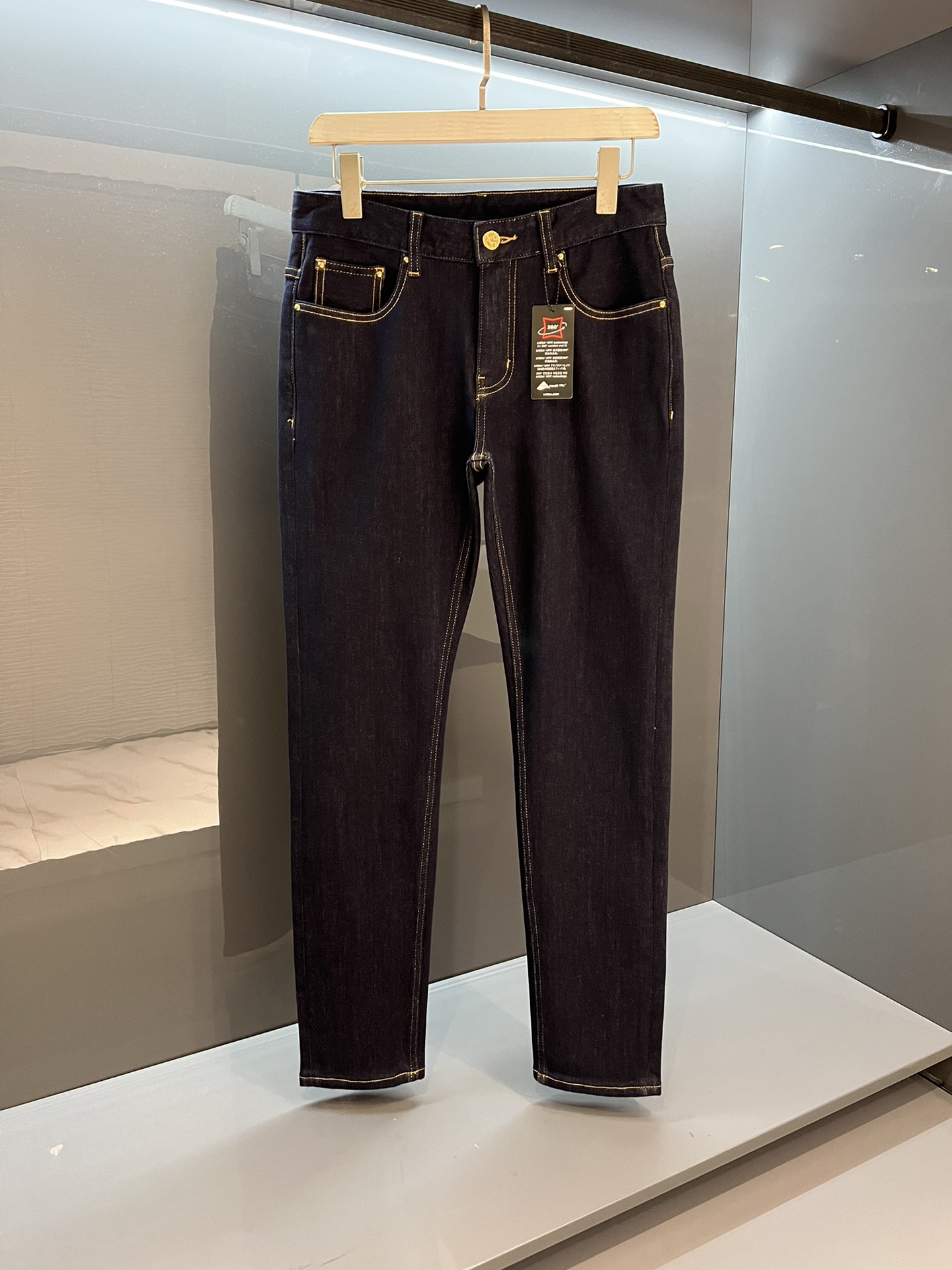 Louis Vuitton Clothing Jeans Blue Dark Men Cotton Cowhide Denim Fall/Winter Collection Edge Casual
