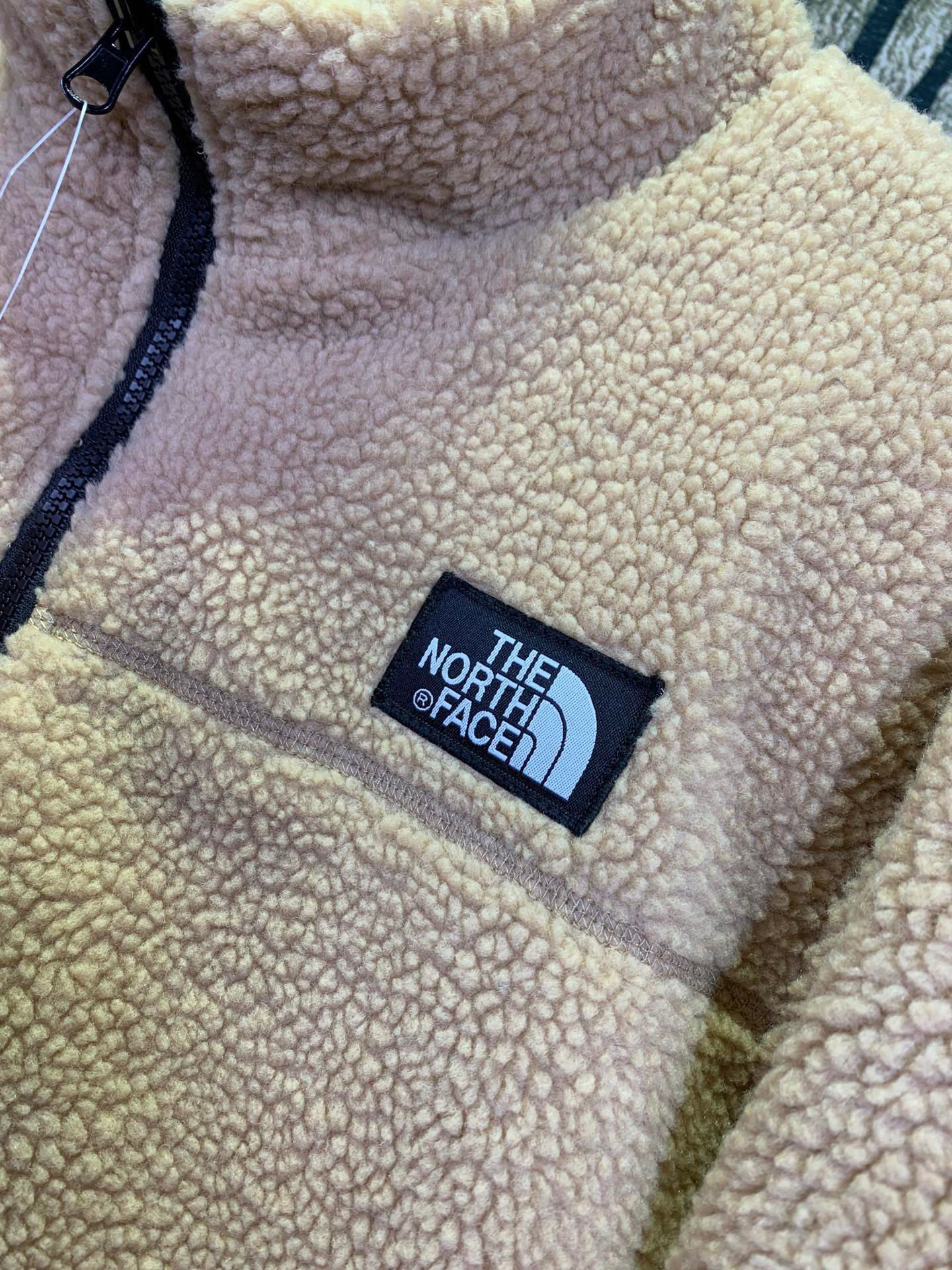 205 THE NORTH FACE 北面 运动休闲加厚保暖羊羔绒棉服