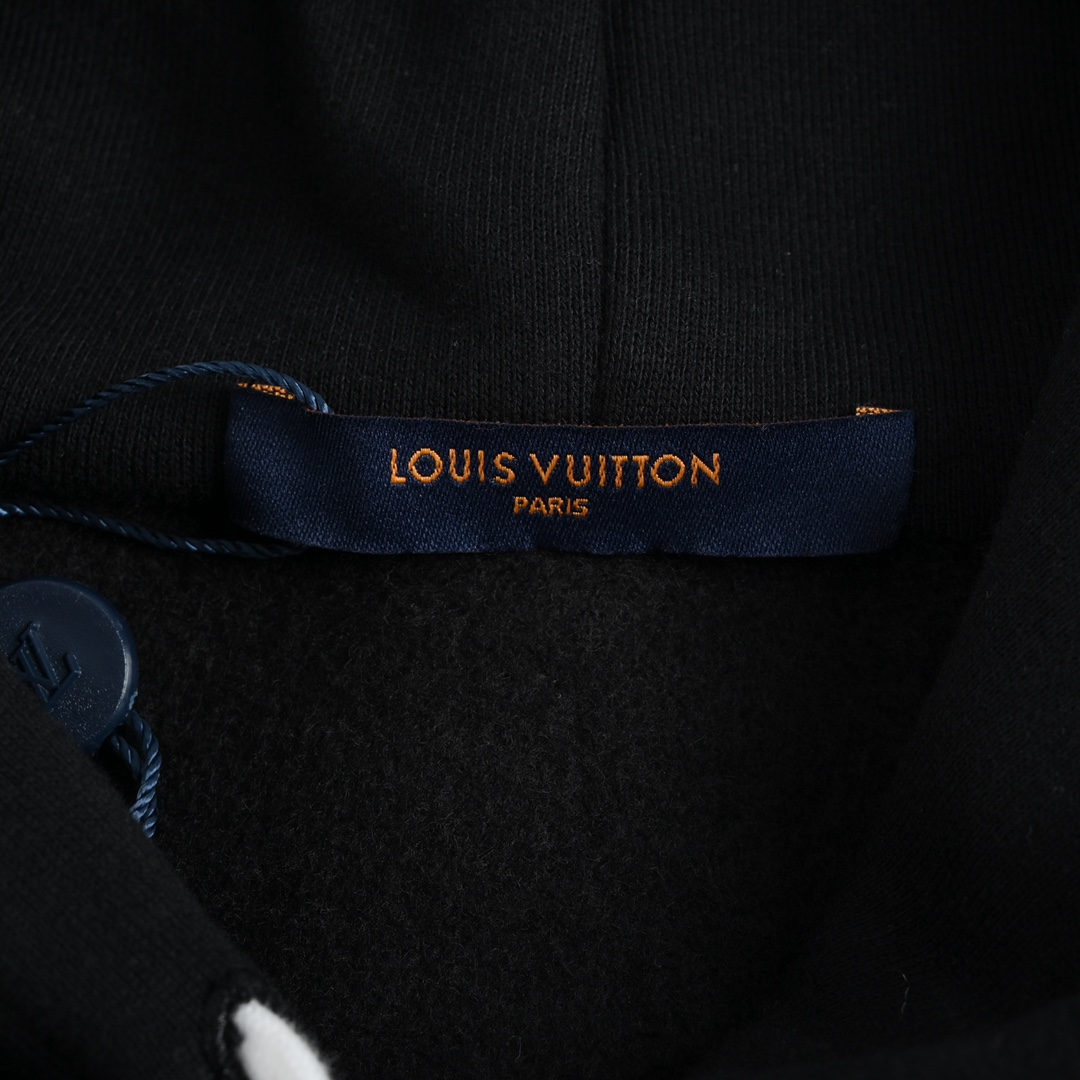 260 Louis Vuitton/路易威登 22Fw胸针刺绣连帽卫衣