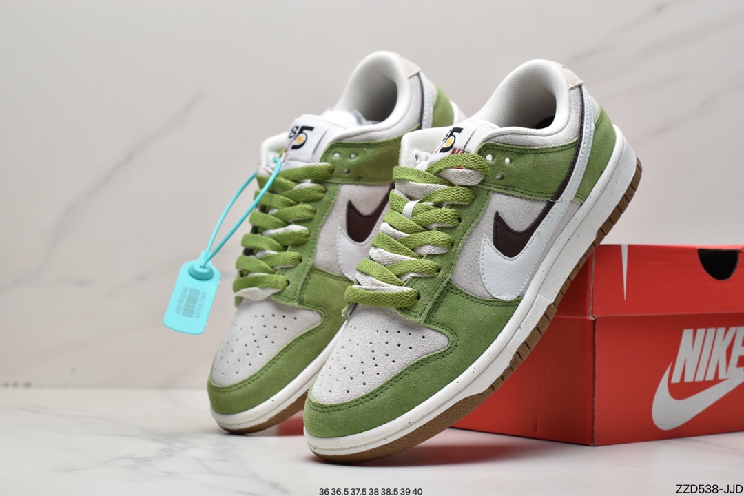 Nike SB Dunk Low 双勾 SB低帮运动休闲板鞋DO9457-100 Nike SB Dunk Low 双勾 SB低帮运动休闲板鞋DO9457-100