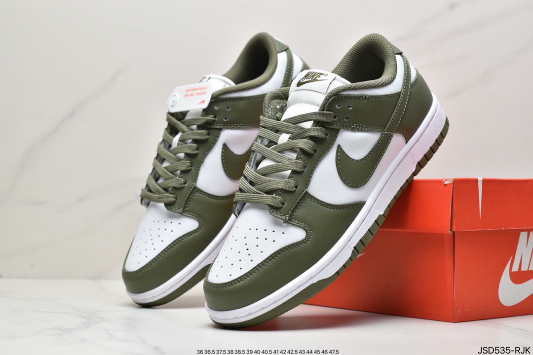 Nike SB Dunk Low Pro 复古低帮休闲运动滑板板鞋DO9457-100 Nike SB Dunk Low Pro 复古低帮休闲运动滑板板鞋DO9457-100