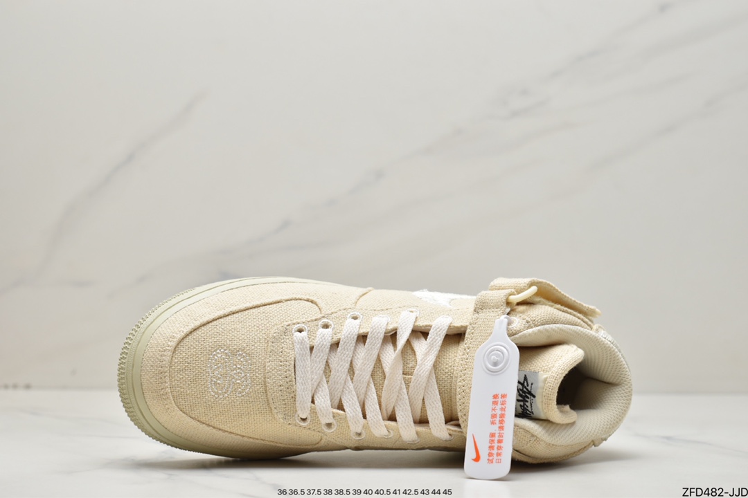Stussy x Nike Air Force 1 Mid ”White Cool” 白麻布电绣钩子 DJ7841-200 Stussy x Nike Air Force 1 Mid ”White Cool” 白麻布电绣钩子 DJ7841-200