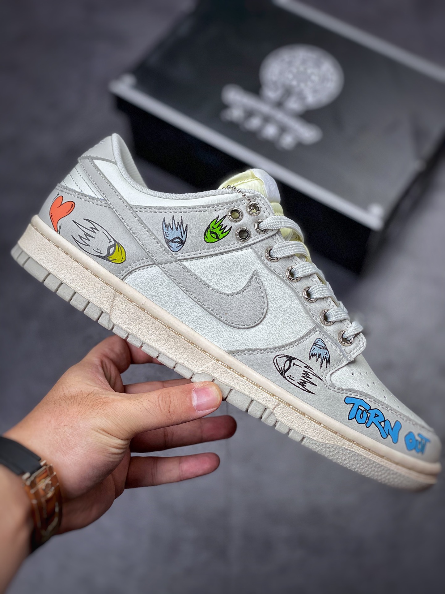 250 Nike SB Dunk Low 克罗心 灰白涂鸦 DD1503-107