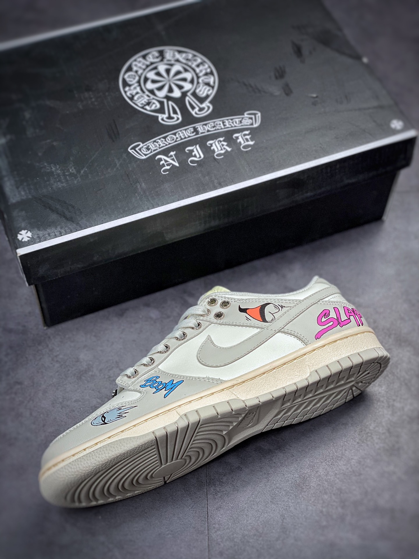 250 Nike SB Dunk Low 克罗心 灰白涂鸦 DD1503-107