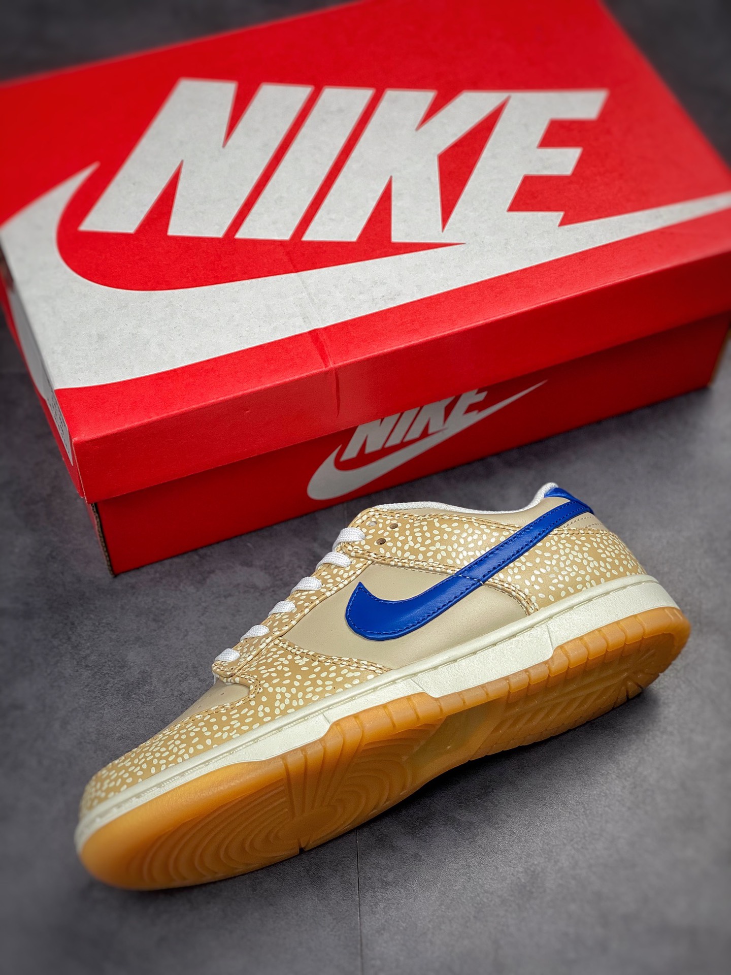 280 Nike SB Dunk Low ”Sesame” 浅棕芝麻 DZ4853-200