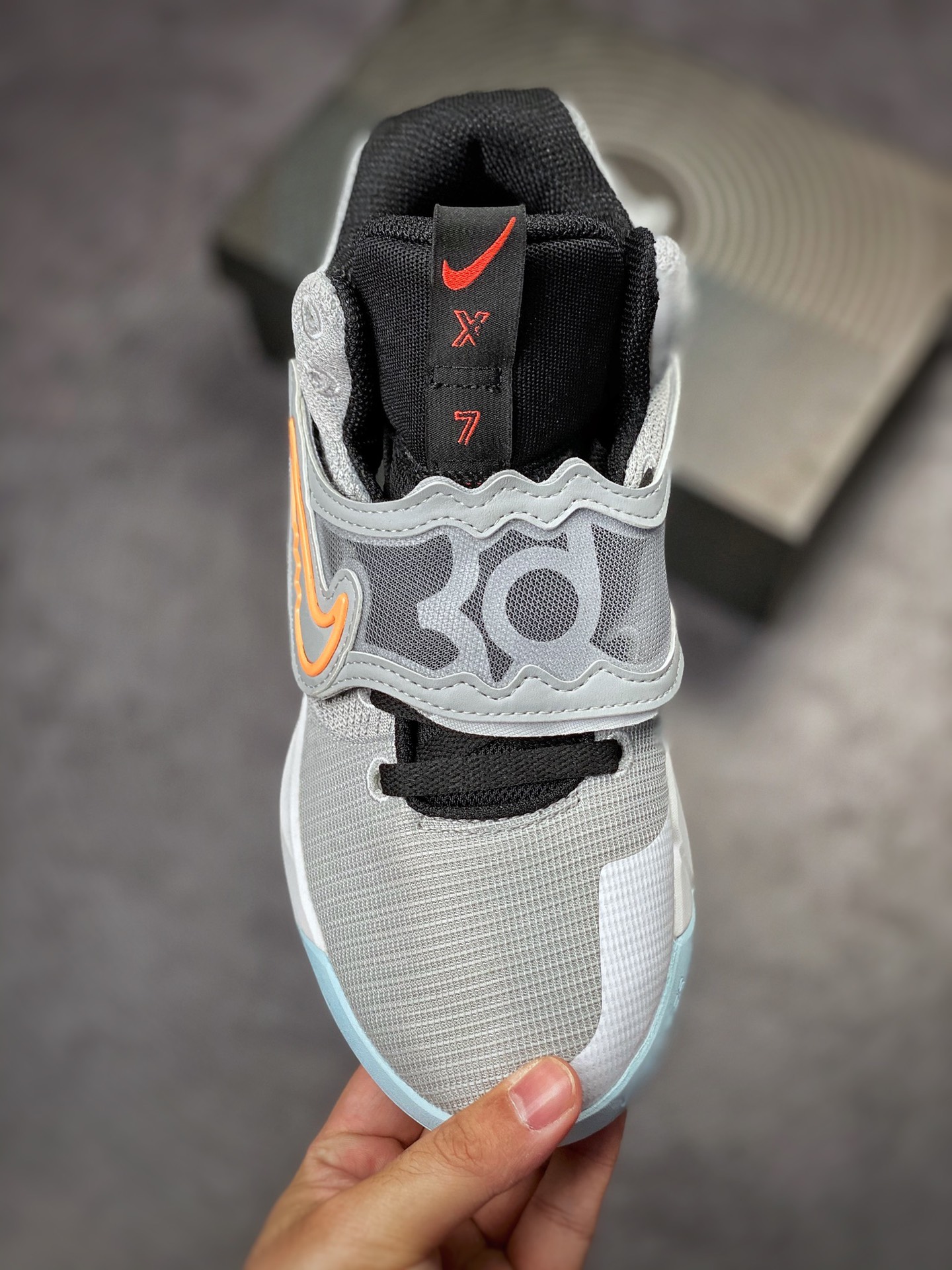 220 Nike KD Trey 5 EP 杜兰特男子实战篮球 DD9538-009