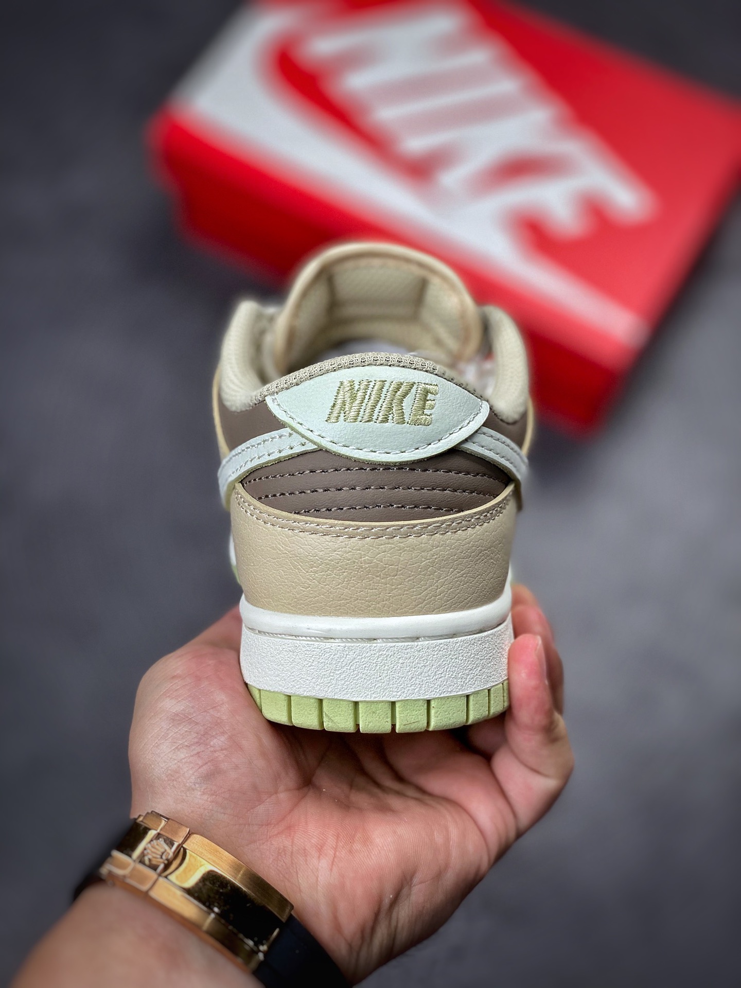 240 Nike SB Dunk Low 米棕 小倒勾配色 FB4961-012
