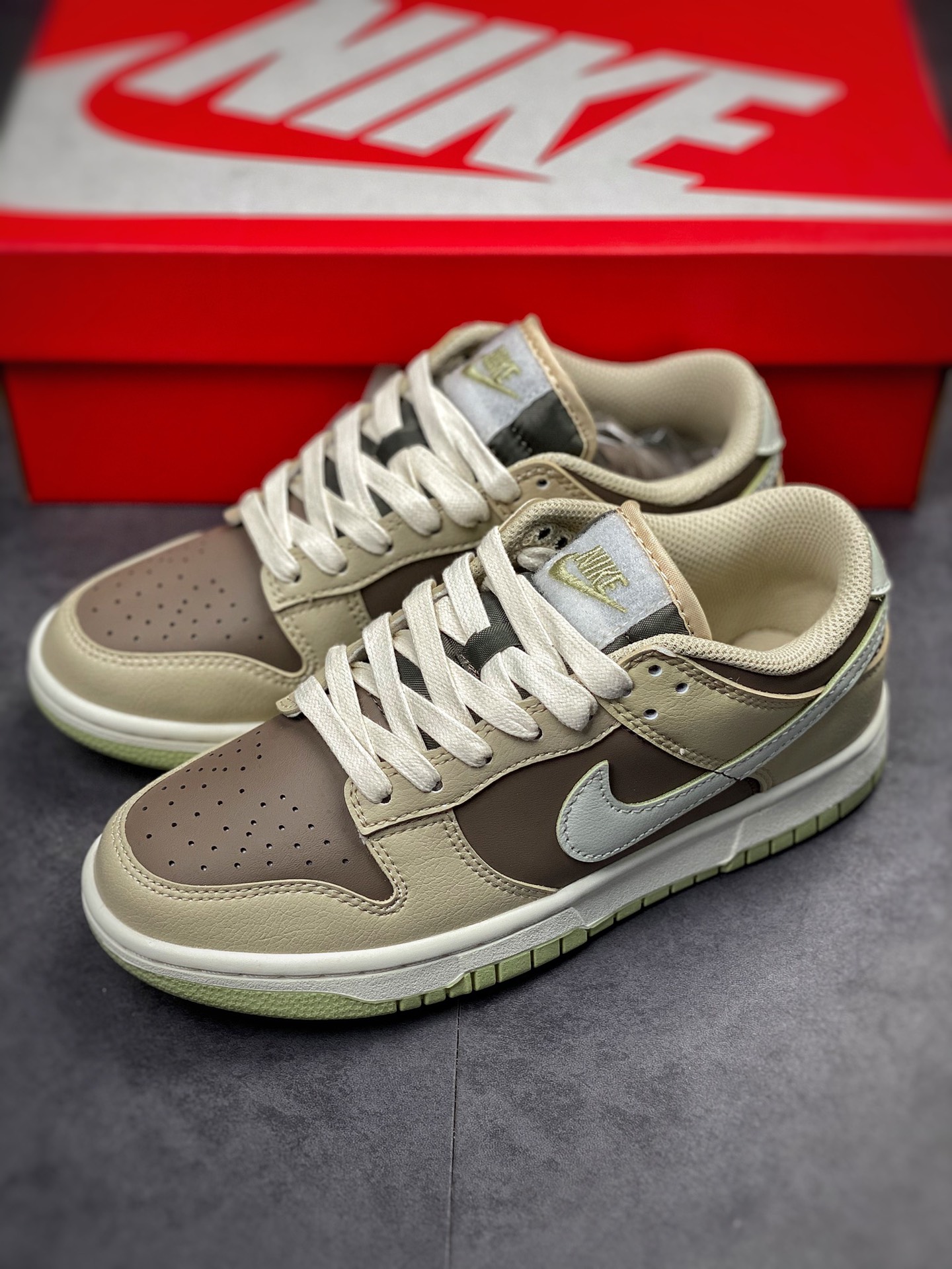 240 Nike SB Dunk Low 米棕 小倒勾配色 FB4961-012
