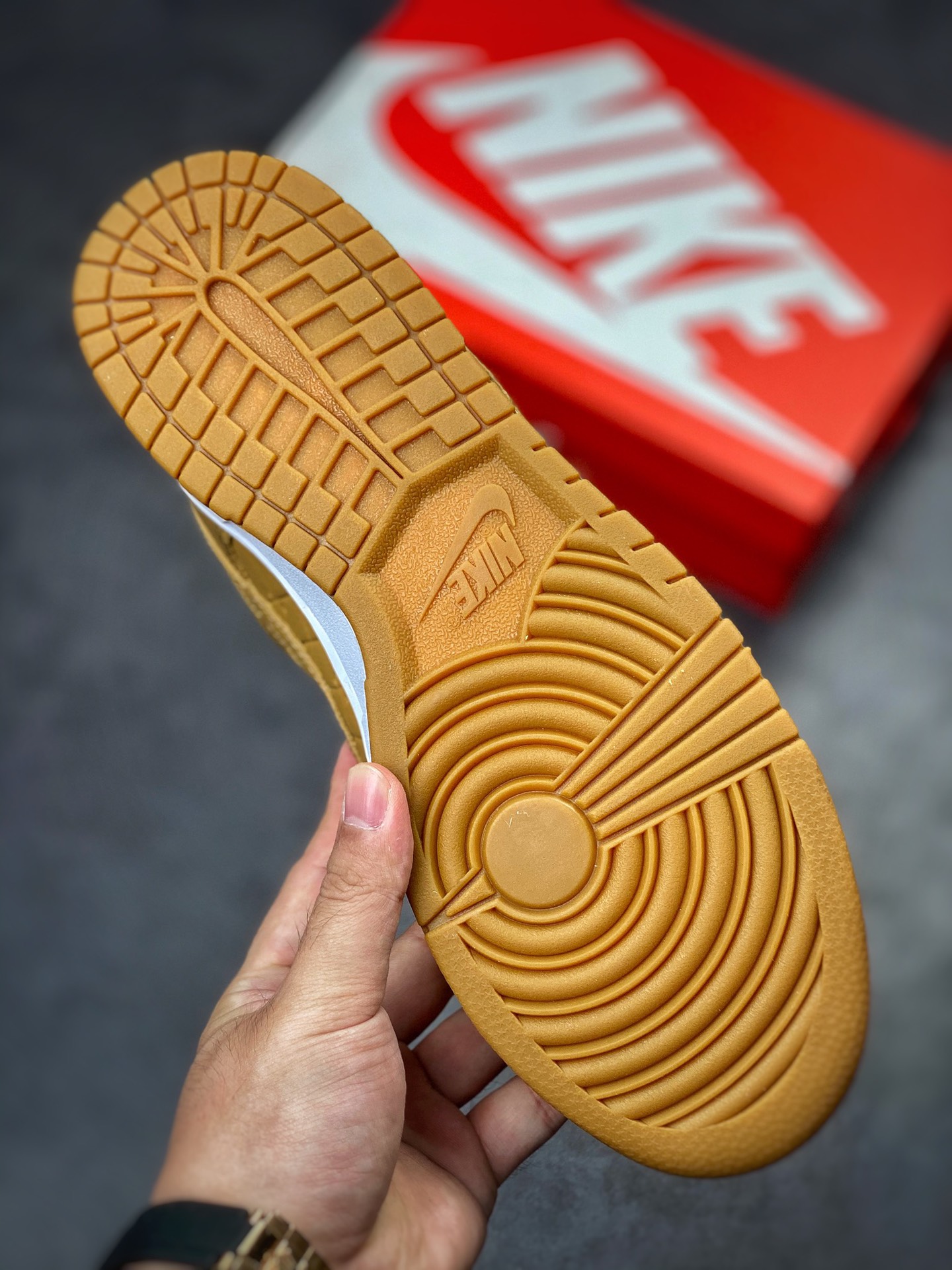200 GET版 NIKE SB Dunk Low 小麦色 DX3374-700
