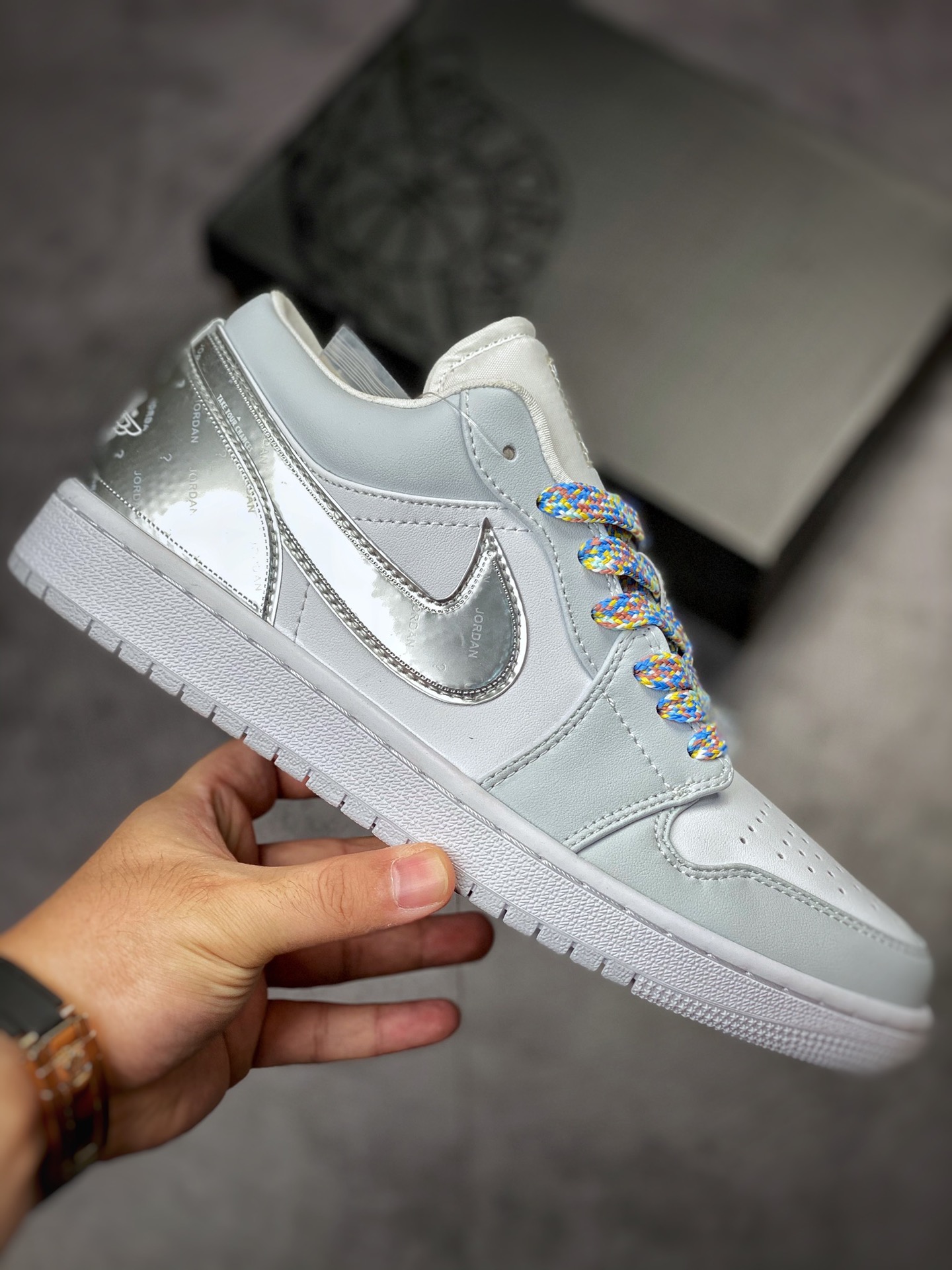 200 Air Jordan 1 Low 白银撕撕乐 DX6070-101