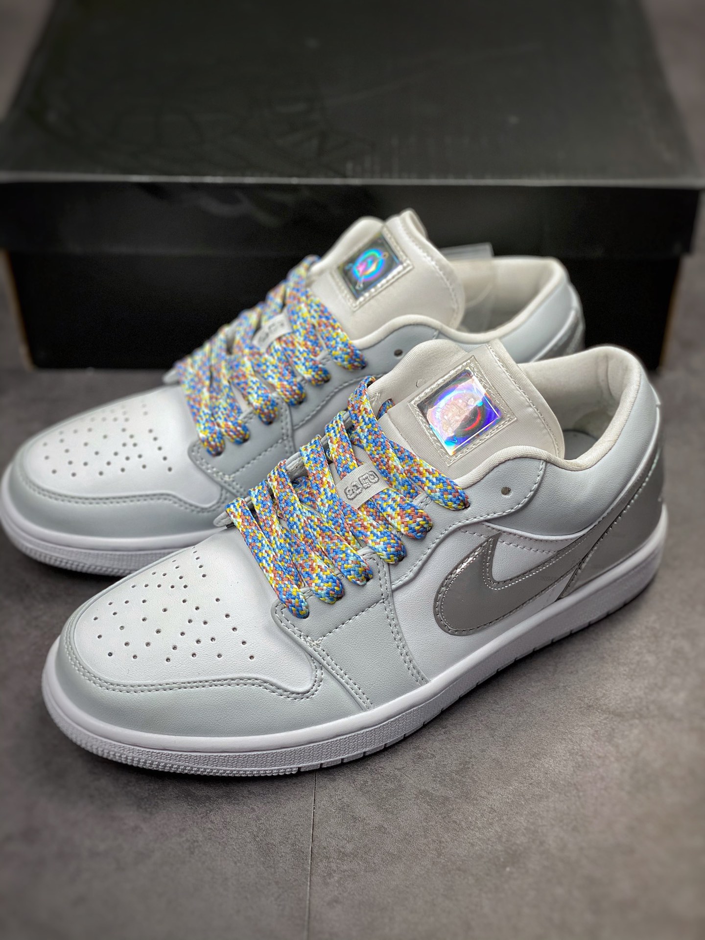 200 Air Jordan 1 Low 白银撕撕乐 DX6070-101