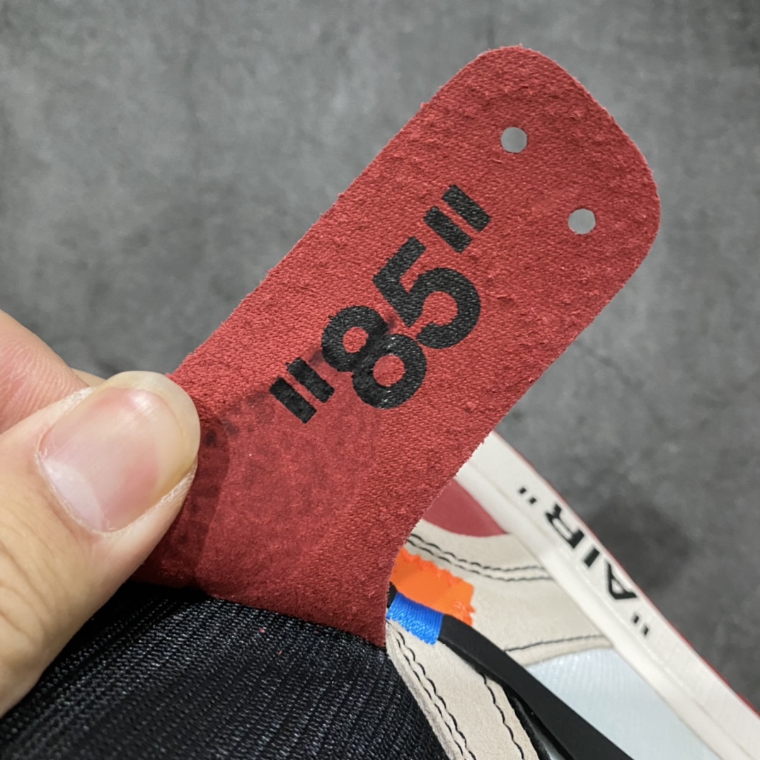 图片[8]-OG纯原 OFF-WHITE x Air Jordan AJ1 OW联名芝加哥白红 AA3834-101 原盒原配 鞋面网纱、后跟港宝等材料 均采购来自原厂 针车孔深度 标语字体大小间距 侧边外露海绵 极致还原乱真 所有模具原鞋拆解开发 打造市售最强版本 尺码：36 36.5 37.5 38 38.5 39 40 40.5 41 42 42.5 43 44 44.5 45 46 47.5-选品中心