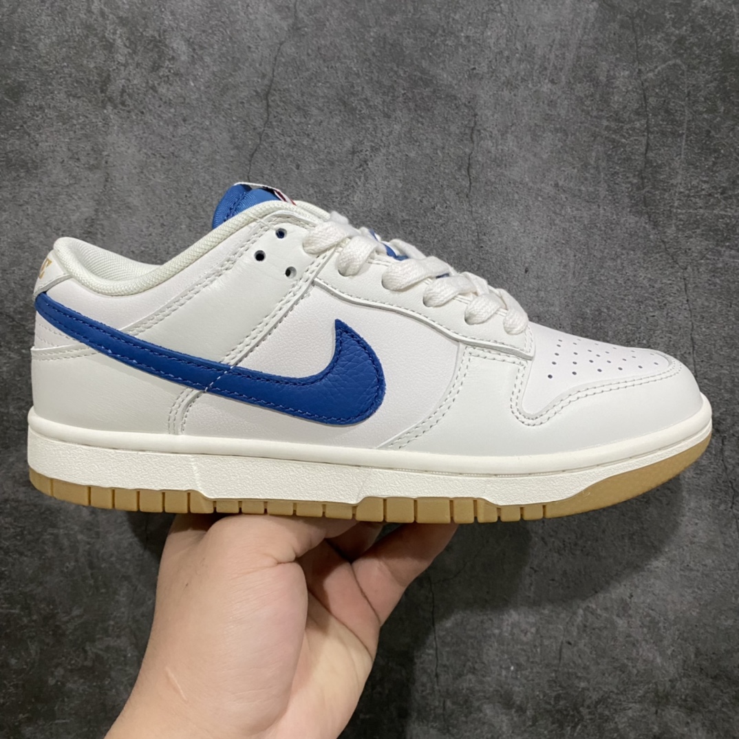 L版Dunk Low “Sail Blue”牛奶蓝休闲板鞋 货号:DX3198-133 原厂原档案开发,原盒原标,原厂头层皮料,官方原版设计,做工细节全方位比对原鞋。 尺码:36 36.5 37.5 38 38.5 39 40 40.5 41 42 42.5 43 44 44.5 45 46 47.5-选品中心