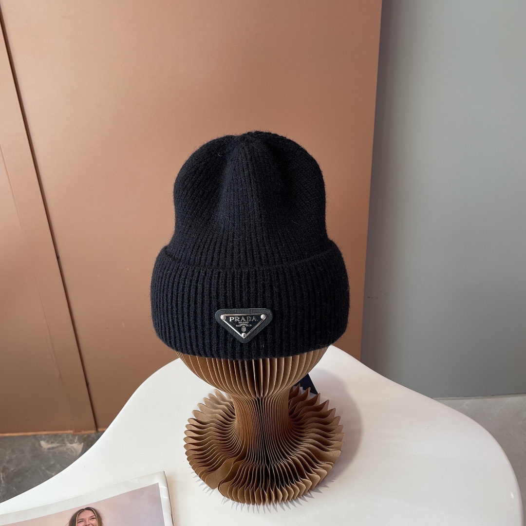Shop Now
 Prada Hats Knitted Hat Knitting Fall/Winter Collection