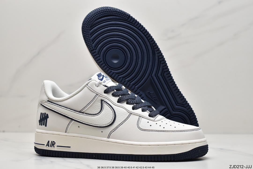 240 Air Force 1 '07 Low UN3699-033