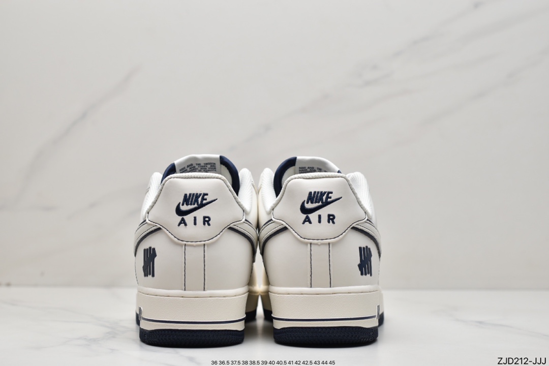 240 Air Force 1 '07 Low UN3699-033