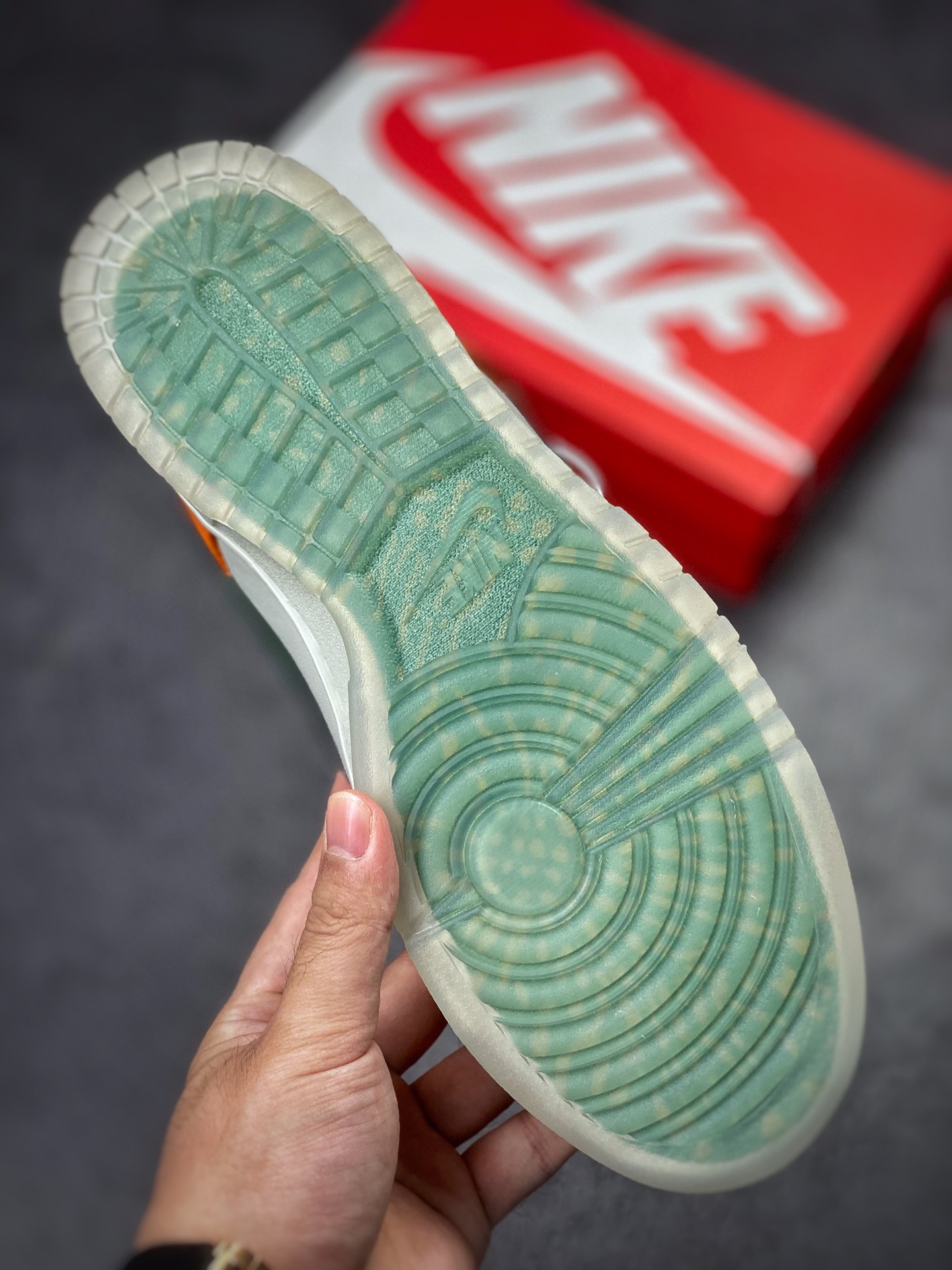NIKE SB Dunk low FAMU orange green big snake joint DR6188-800-Top High Quatity Cheap Sneakers Fashion Clothing Clothes Bags handbags Shoes of all Brand wholesale With The best Quality And Beautiful Price from China Factory Chinese suppliers wholesaler seller NIKE SB Dunk low FAMU orange green big snake joint DR6188-800