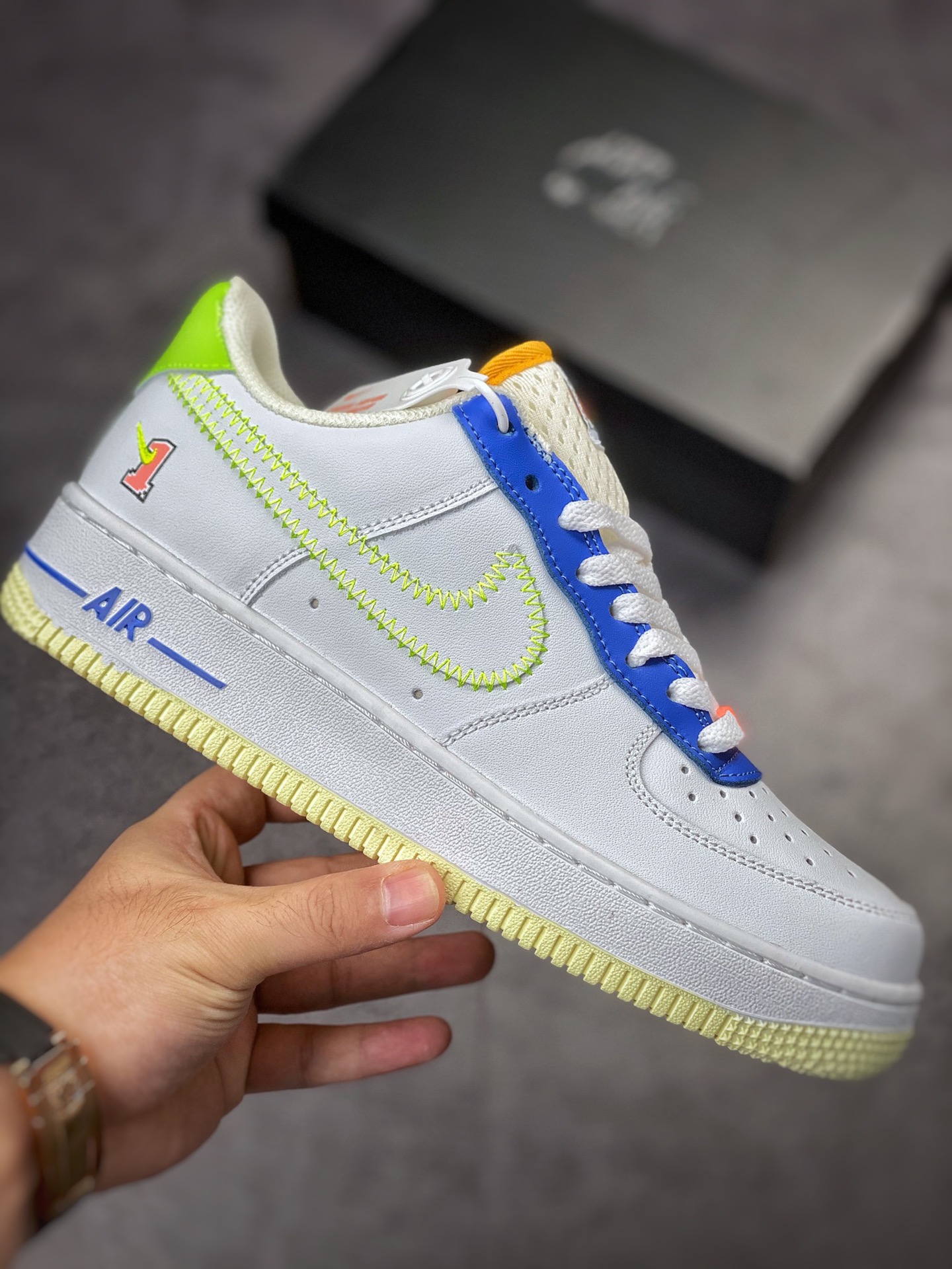 190 Nike Air Force 1 Low 07 荧光白黄蓝 FB1393-111