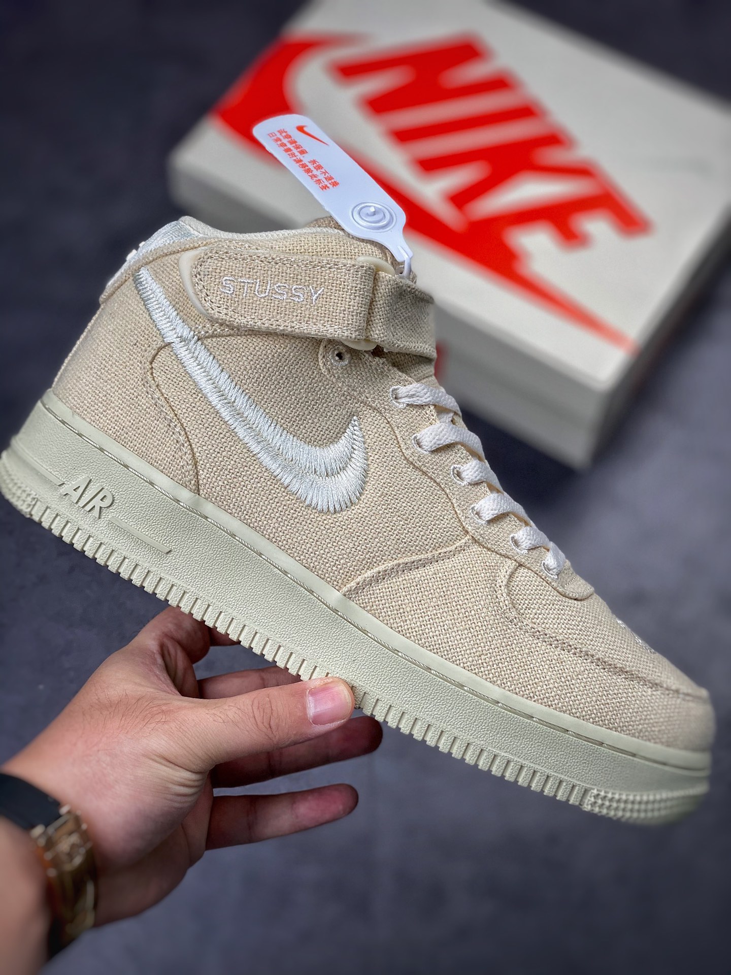 270 Stussy x Air Force 1 Mid ”White Cool” 斯图西联名空军 DJ7841-200