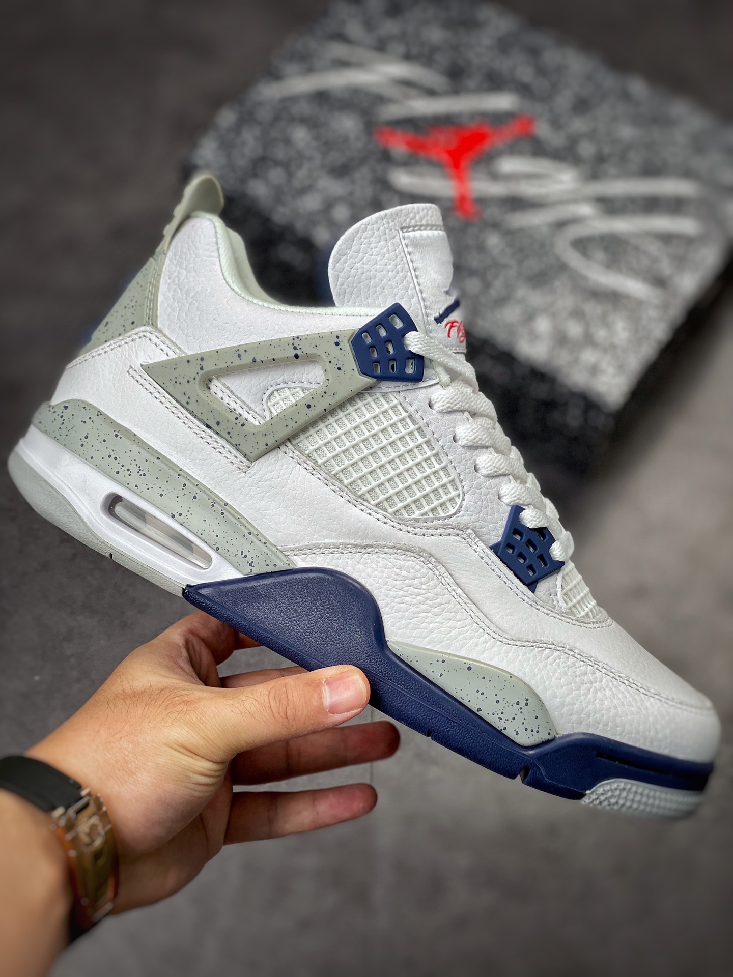 300 Air Jordan 4 Retro “Midnight Navy” 午夜蓝 DH6927-140