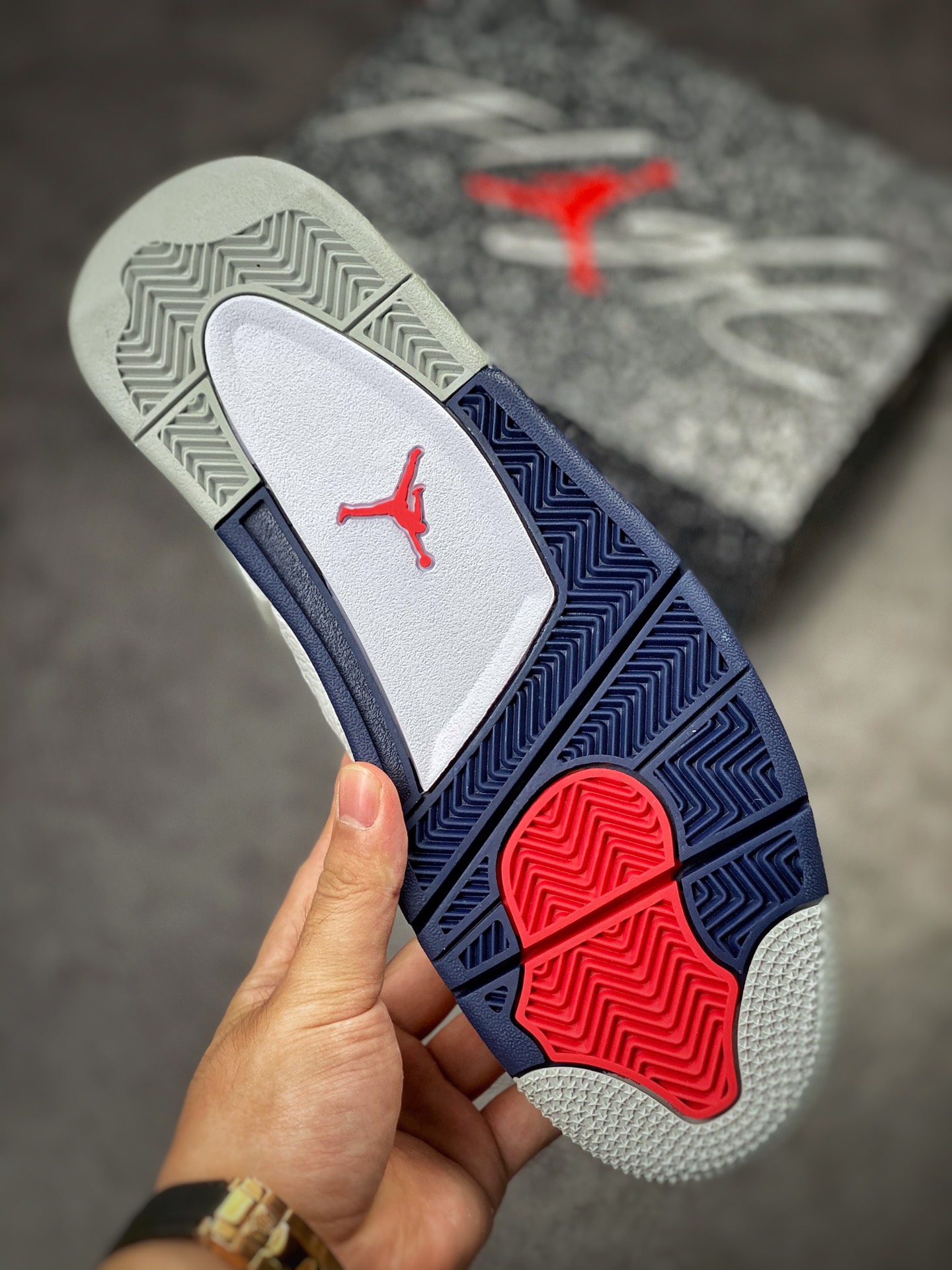 300 Air Jordan 4 Retro “Midnight Navy” 午夜蓝 DH6927-140