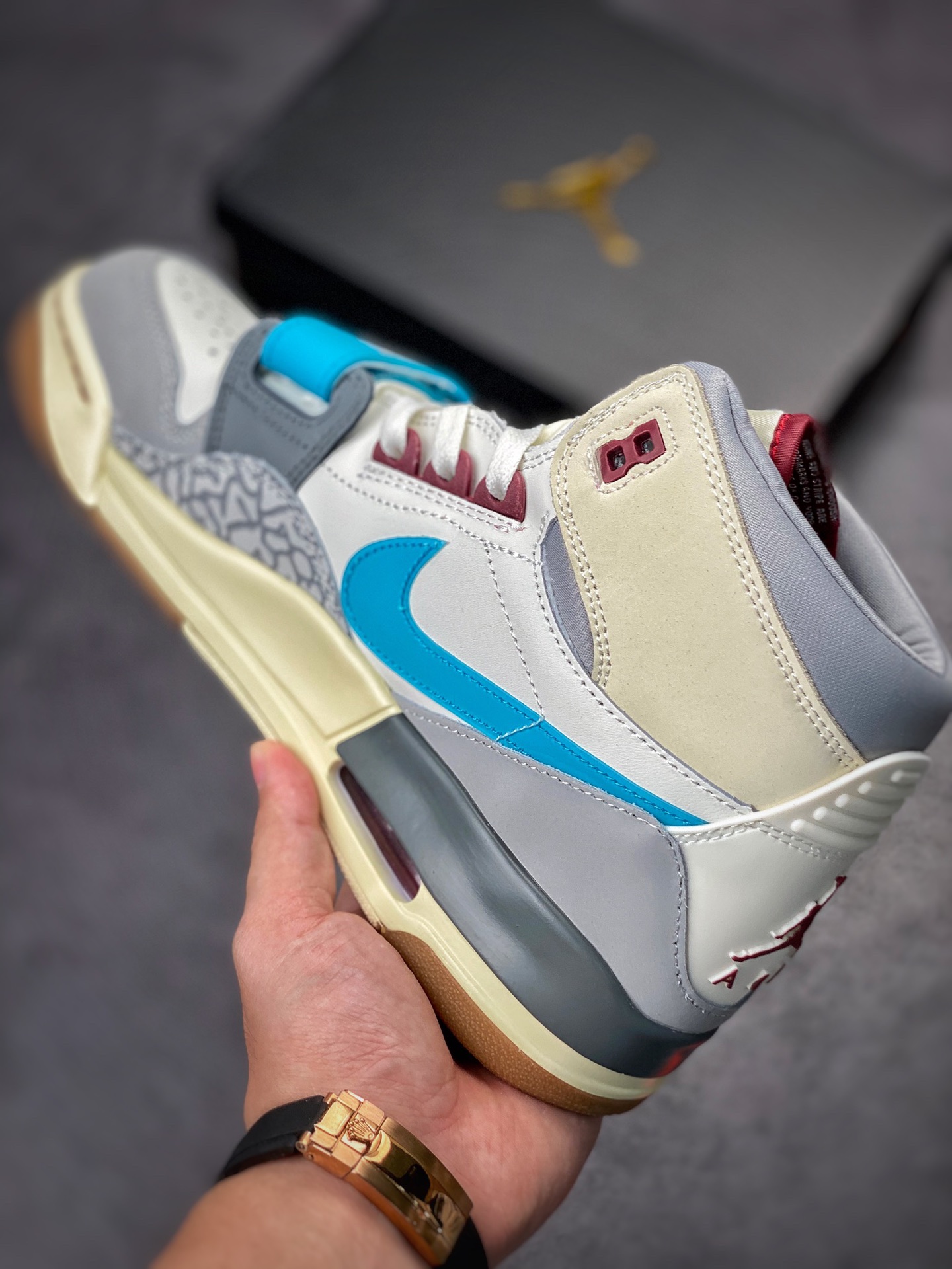 210 Air Jordan Legacy 312 白灰蓝 FB1875-141