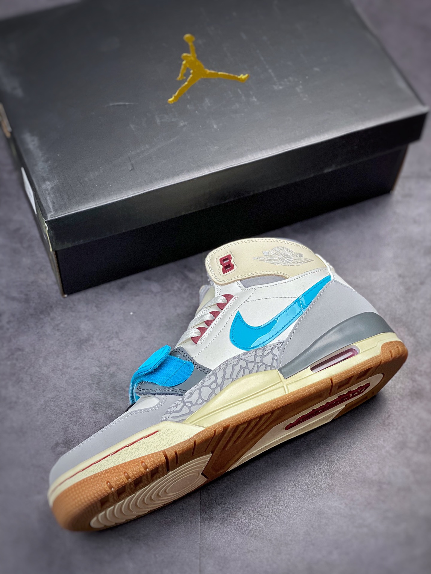 210 Air Jordan Legacy 312 白灰蓝 FB1875-141