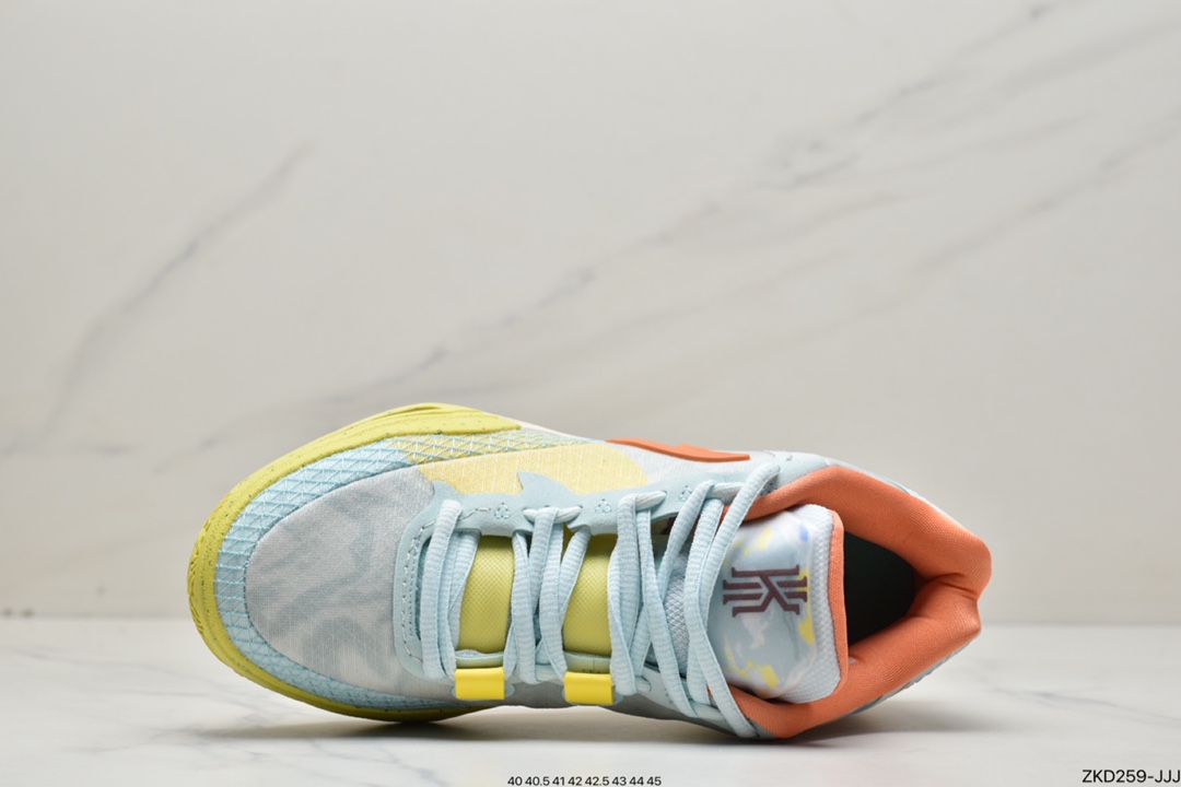 270 耐克NK Kyrie 欧文实战篮球鞋。 前掌Air Zoom Strobel 搭载全掌 DJ6017-400