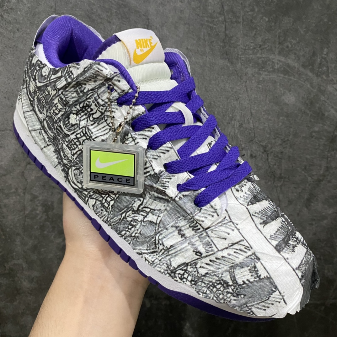 图片[3]-L版纯原Dunk Low\”Flip The Old School\” 白紫反钩撕纸鸳鸯 采用头层鸵鸟皮鞋面组合材质，鞋子主要是白色和紫色。尽管仅使用两种颜色来呈现这双鞋，但组件很多，非常醒目。首先，这种织物是由非常稀有的鸵鸟皮制成，具有无数的突出颗粒。左脚和右脚的颜色也完全相反。更值得注意的是，鞋侧面的NK Swoosh采用了底切设计。鞋子的外侧在购买时也将覆盖有特殊的涂鸦包装，这大大增加了这双鞋的收藏价值。 货号：DJ4636-100 尺码：36 36.5 37.5 38 38.5 39 40 40.5 41 42 42.5 43 44 44.5 45 46.5 47.5-选品中心