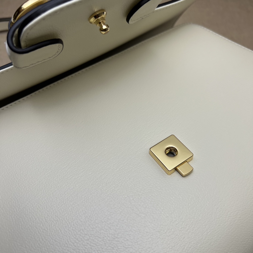 GUCCI古驰Horsebit 1955系列中号手袋702049