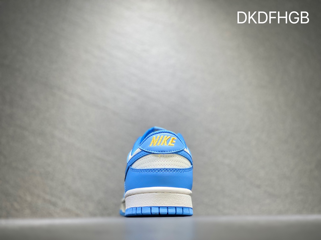 260 Nike SB dunk Low 低帮休闲运动滑板板鞋  DD1503-100