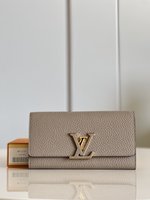 Buy Sell
 Louis Vuitton LV Capucines Wallet Apricot Color M61249