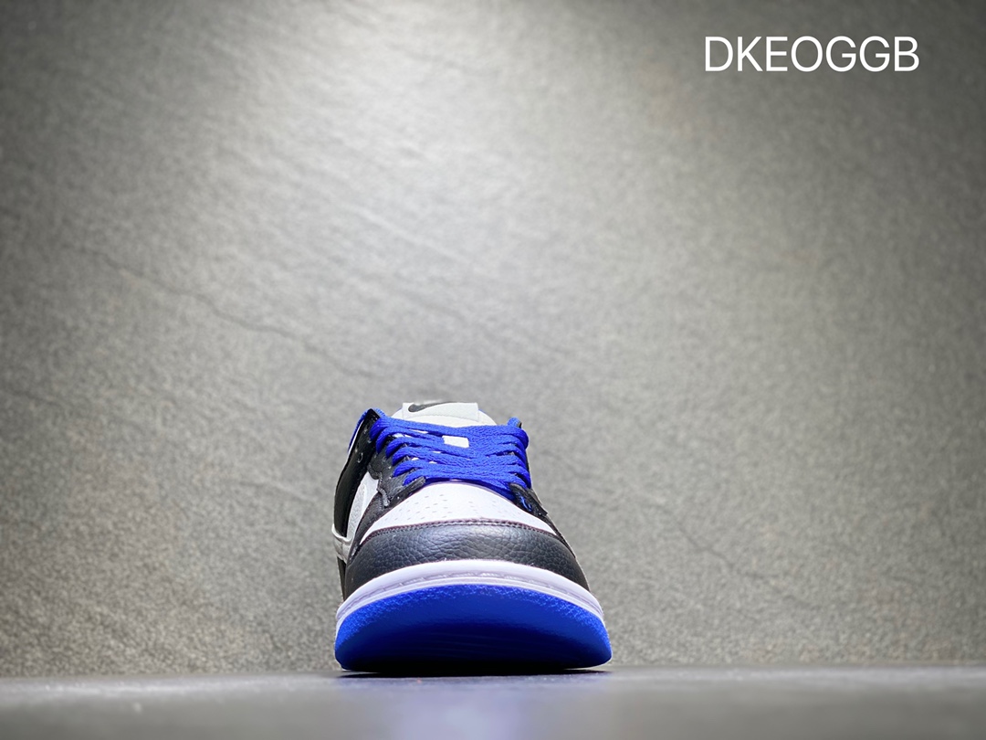 300 Nike SB dunk Low 低帮休闲运动滑板板鞋 FF9064-110